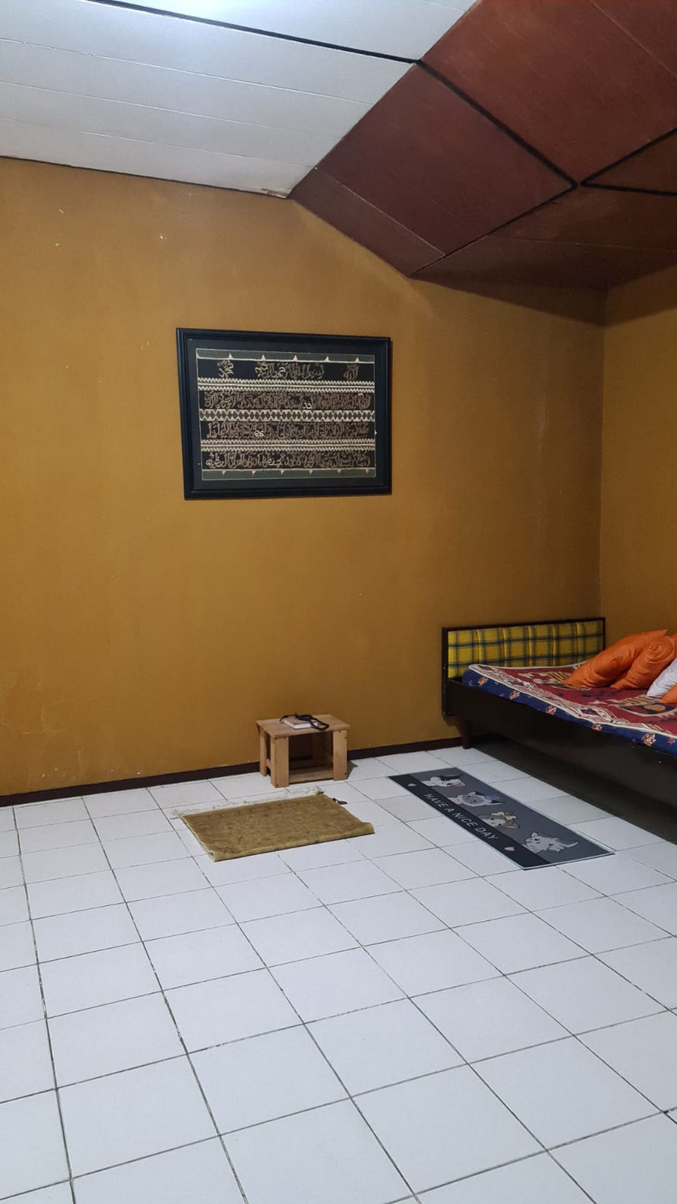 Rumah Strategis Minimalis Modern di Pondok Nirwana Rungkut