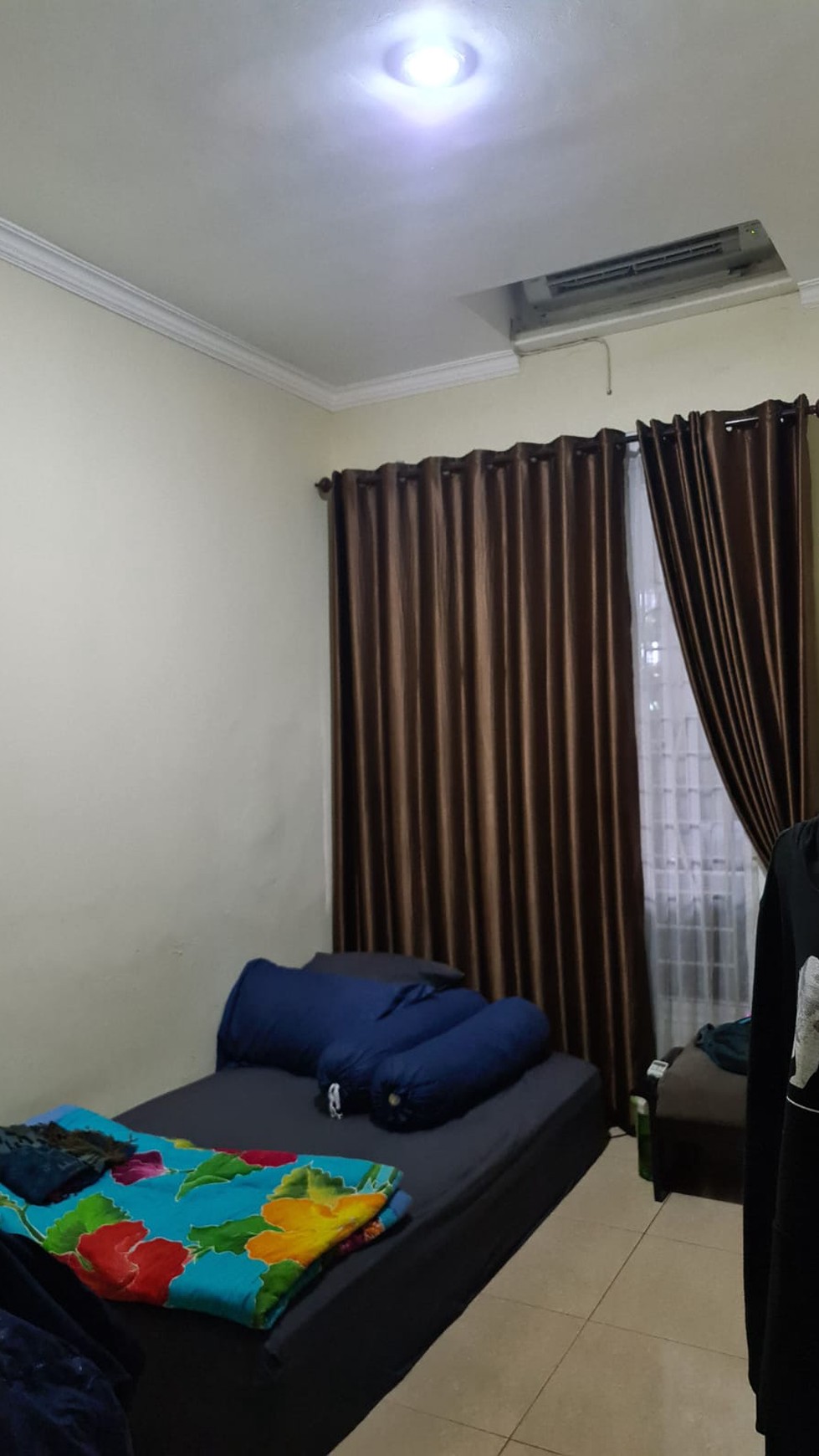 Dijual Rumah di Pondok Nirwana Rungkut. Nyaman Strategis 