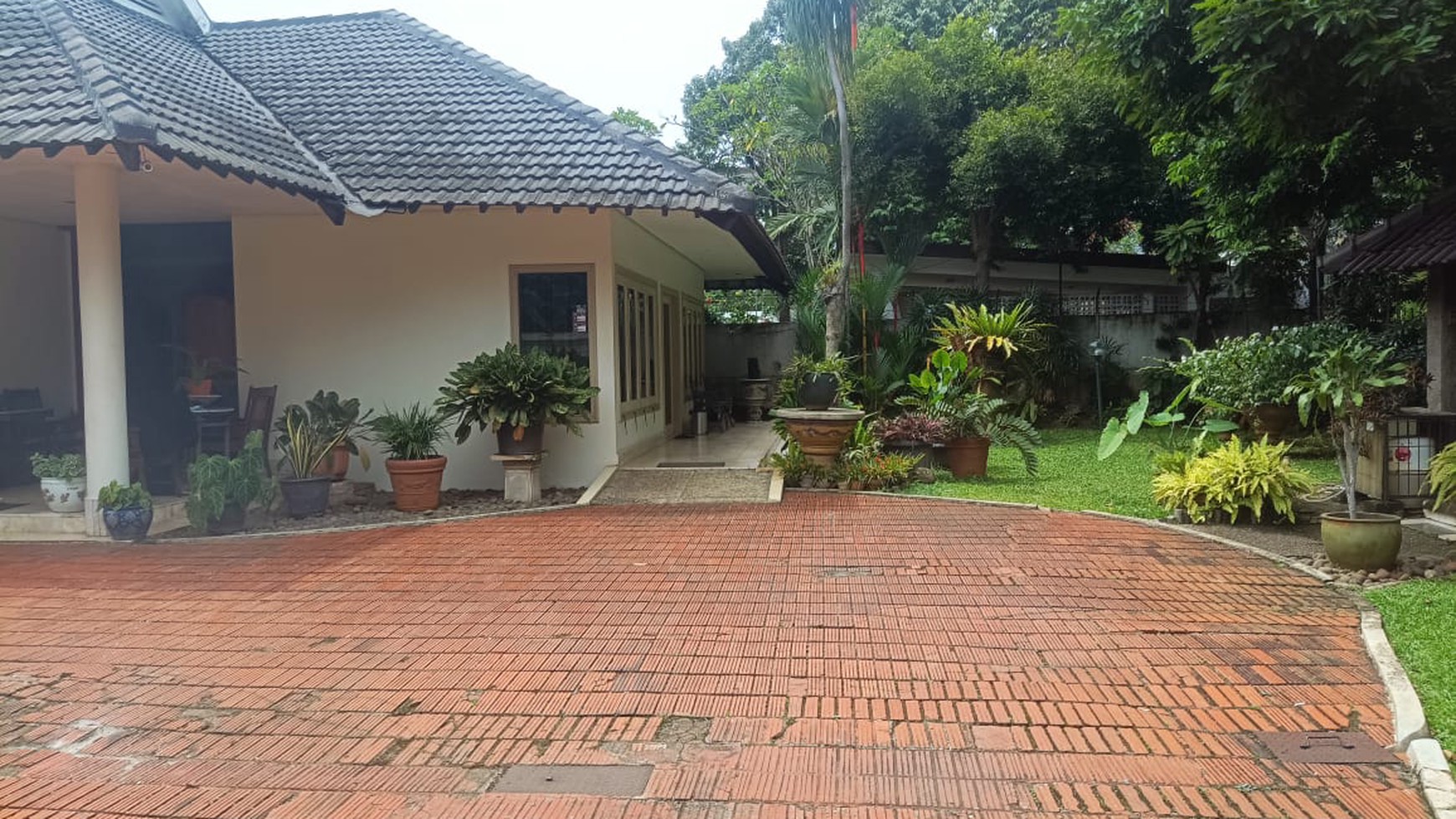 Di Jual Rumah di Jl Puri Mutiara Cipete Selatan Jakarta selatan