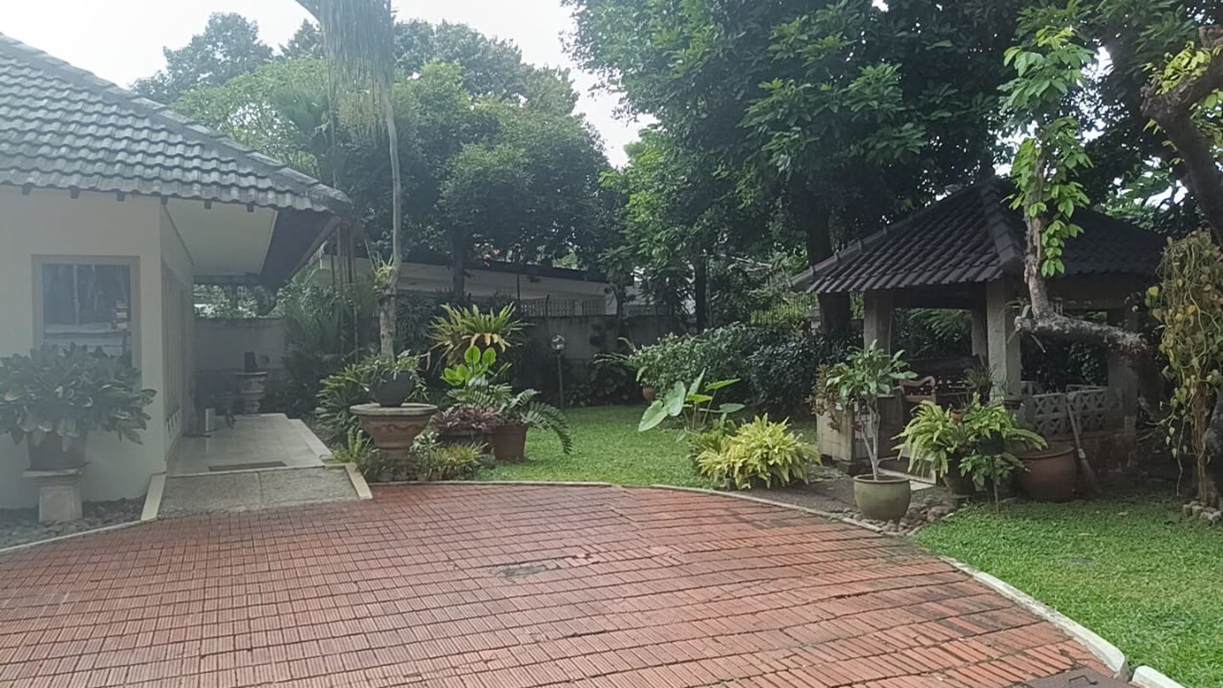Di Jual Rumah di Jl Puri Mutiara Cipete Selatan Jakarta selatan