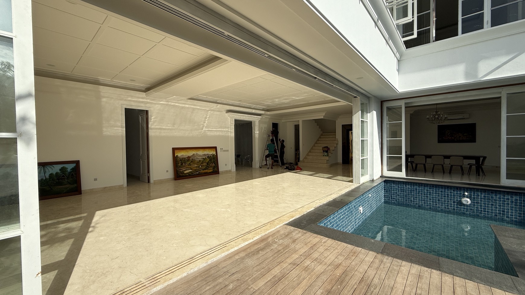 RUMAH MEWAH BARU AMERICAN CLASSIC DI KEMANG DALAM AREA, JAKARTA SELATAN