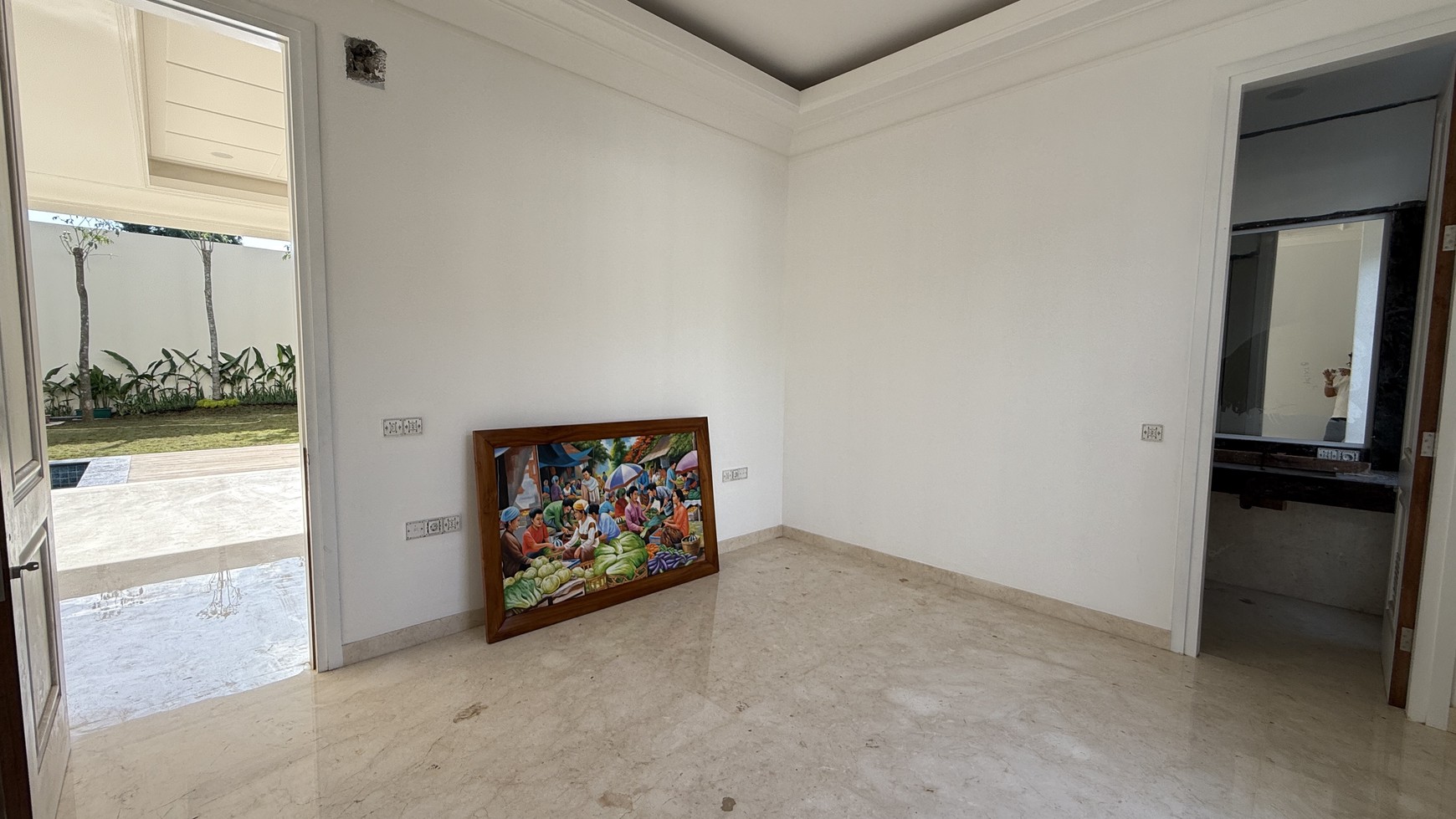 RUMAH MEWAH BARU AMERICAN CLASSIC DI KEMANG DALAM AREA, JAKARTA SELATAN