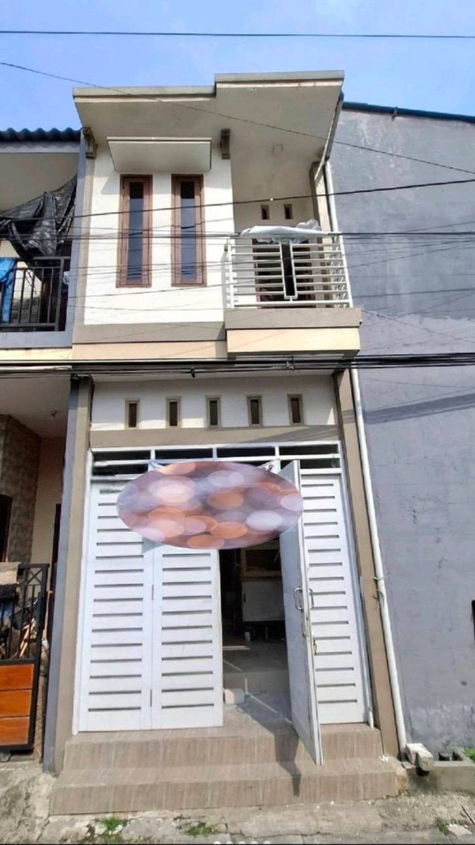 Dijual Rumah Usaha Murah di Surabaya Timur - Karang Empat, 3 Lantai, 350 Juta Nego