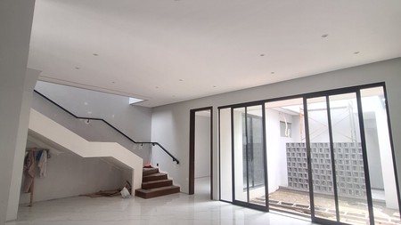 Dijual Rumah Baru 5M an Citraland Surabaya Barat