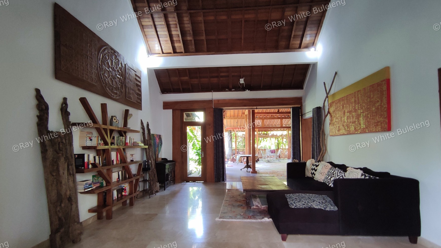 STUNNING FREEHOLD VILLA IN PEMUTERAN