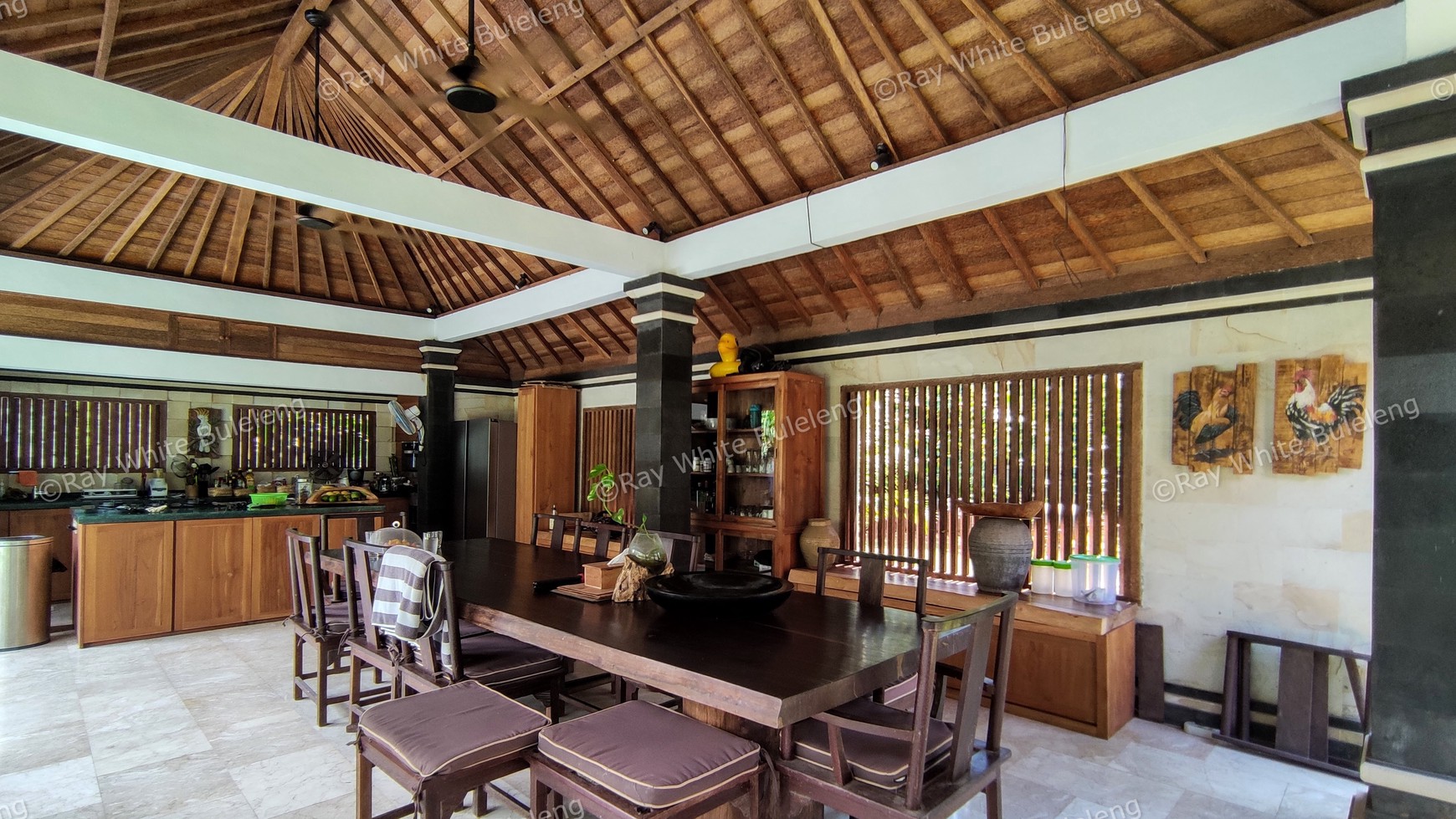 STUNNING FREEHOLD VILLA IN PEMUTERAN