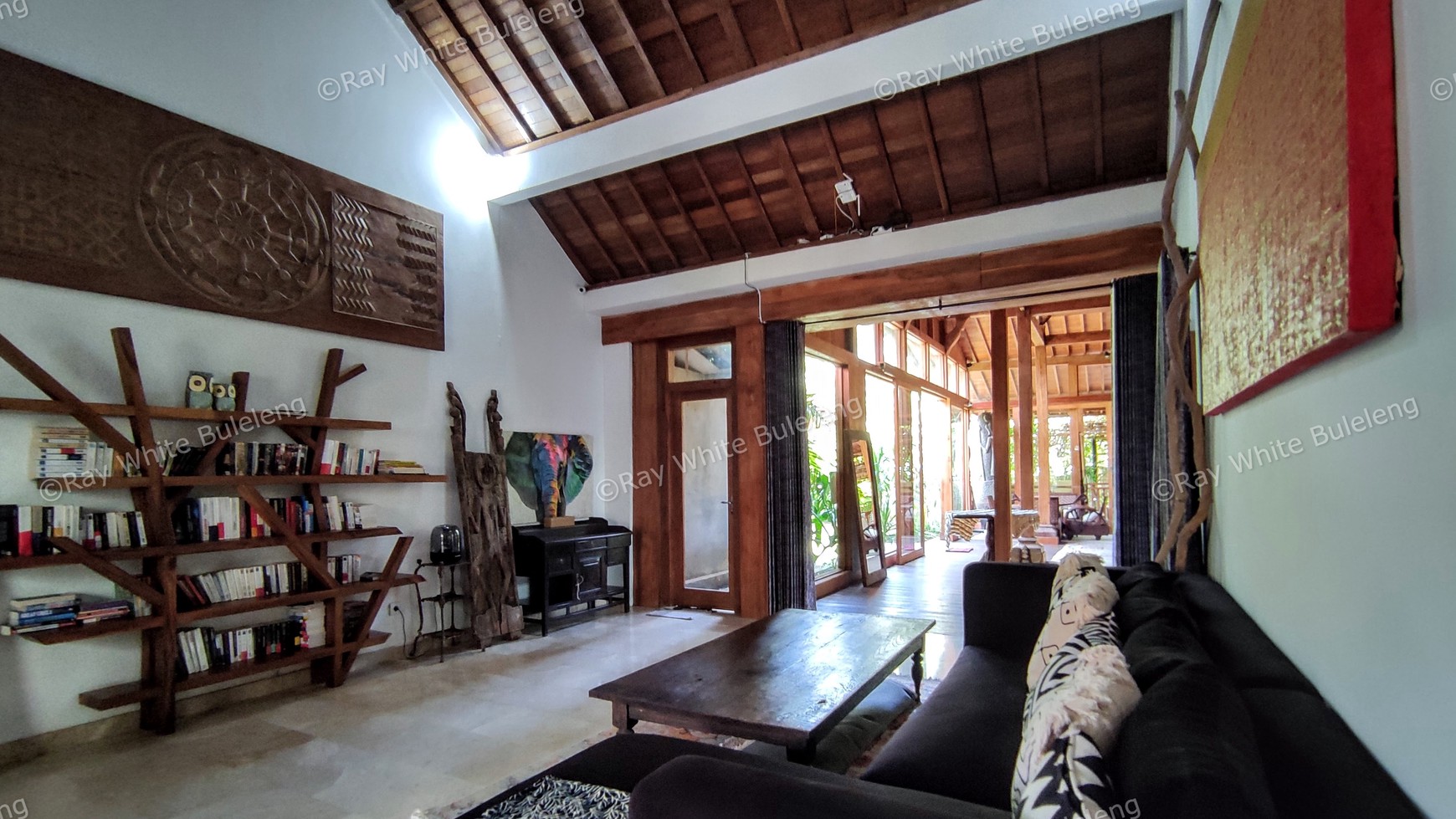 STUNNING FREEHOLD VILLA IN PEMUTERAN
