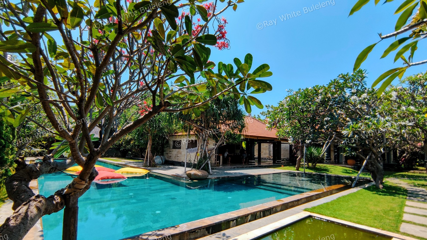 STUNNING FREEHOLD VILLA IN PEMUTERAN