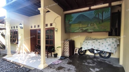 SPACIOUS 4-BEDROOM HOUSE FOR RENT IN CENTRAL LOVINA - NEAR BEACH AND LOCAL AMENITIES