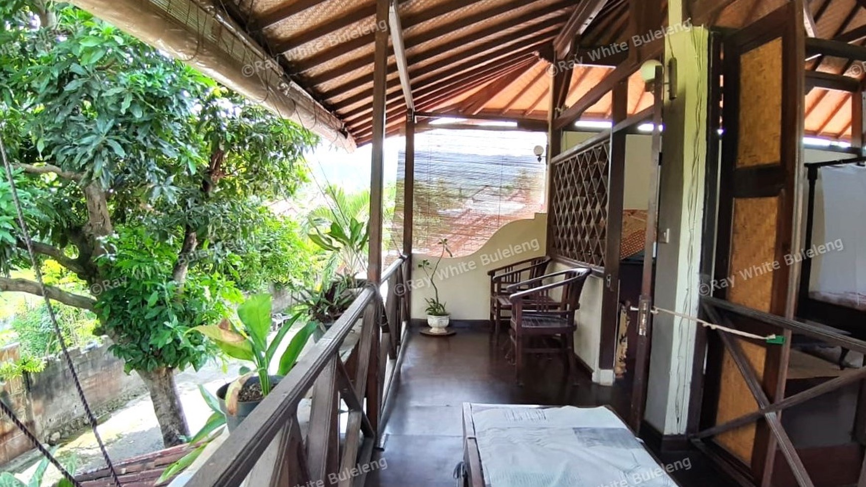 SPACIOUS 4-BEDROOM HOUSE FOR RENT IN CENTRAL LOVINA - NEAR BEACH AND LOCAL AMENITIES