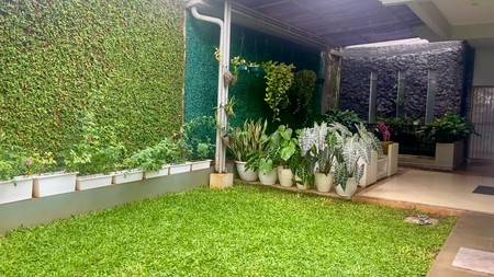 Rumah 1½ Lantai  Siap Huni dengan Hunian Nyaman dan Asri di @Joglo, Jakarta Barat