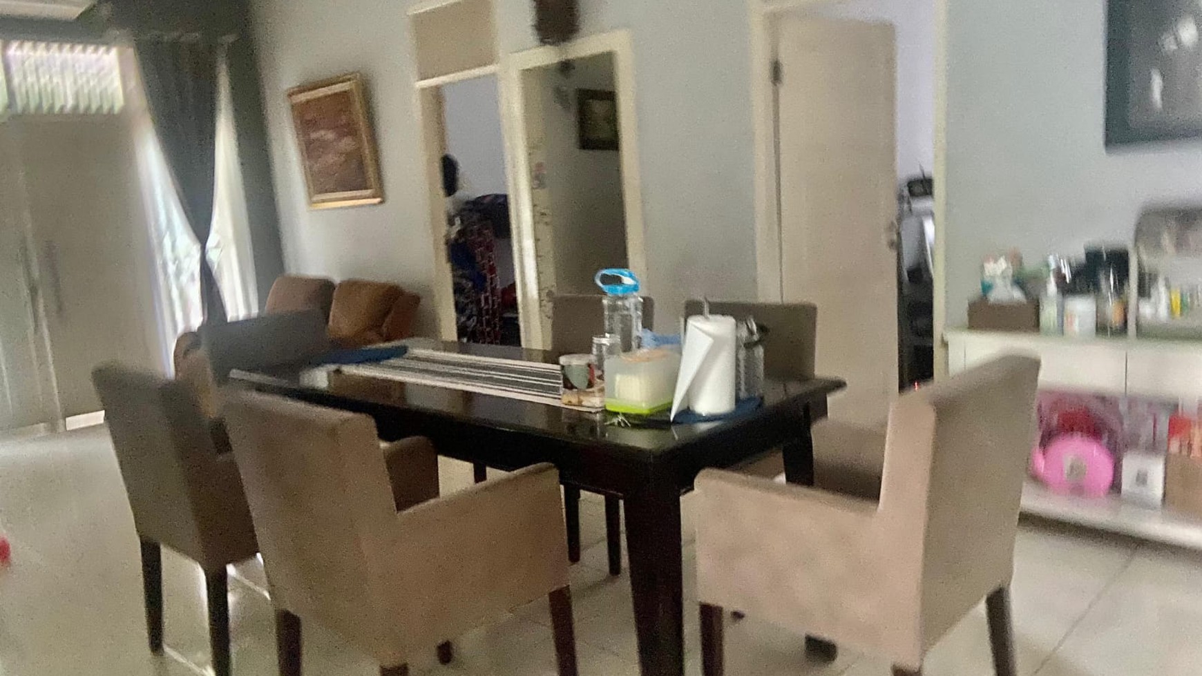 Rumah 1½ Lantai Siap Huni dengan Hunian Nyaman dan Asri di @Joglo, Jakarta Barat