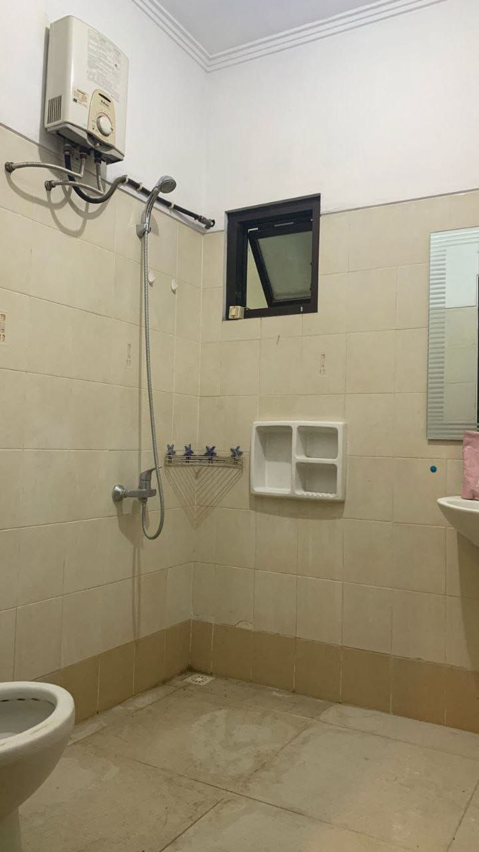Rumah Cluster Kensington Royal Residence, Surabaya