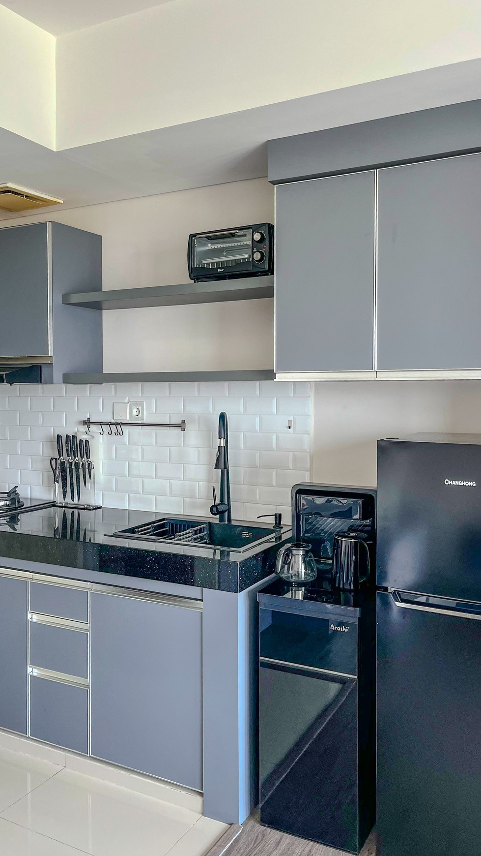 Apartemen Modern 1 Kamar Tidur di Apartemen Breeze Bintaro, Depan Bintaro Plaza