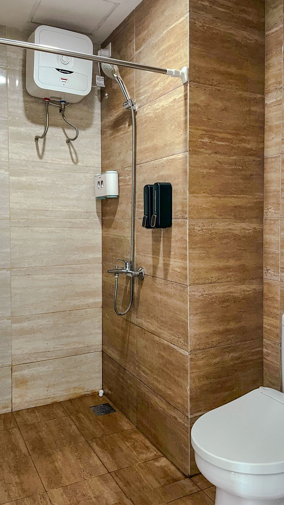 Apartemen Modern 1 Kamar Tidur di Apartemen Breeze Bintaro, Depan Bintaro Plaza