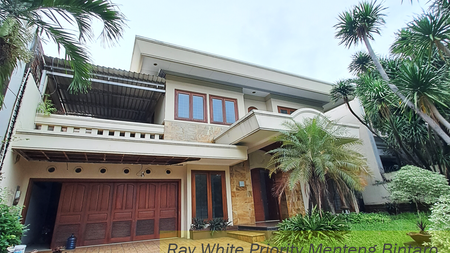 Rumah Mewah di Kawasan Elite Pondok Indah, Jakarta Selatan.
