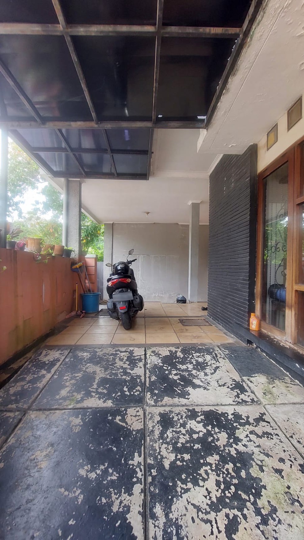 Rumah 2 Lantai Luas Siap Huni Posisi HOOK @Bintaro, Sektor 9.