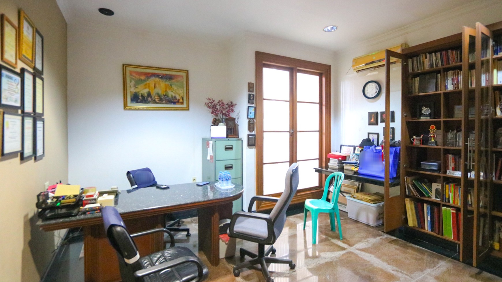 RUMAH MEWAH & NYAMAN DI SUNRISE GARDEN, KEDOYA, KEBON JERUK JAKARTA BARAT