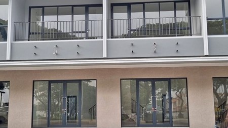 Ruko Brand New 3 lantai di Greenwich Business Park BSD City