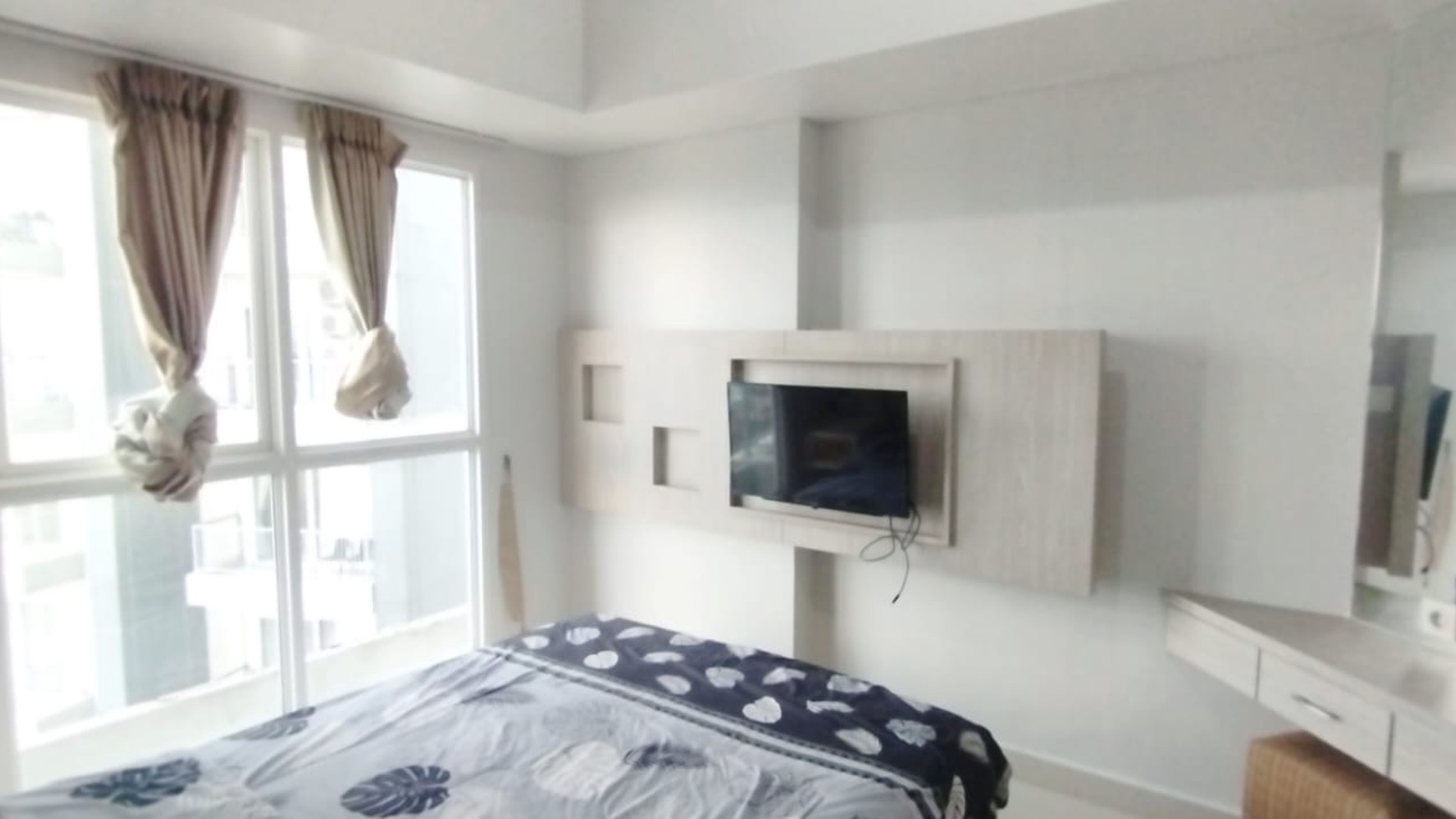 Disewa apartemen casa de parco magnolia tower type 1 BR strategis dekat pusat bisnis siap huni