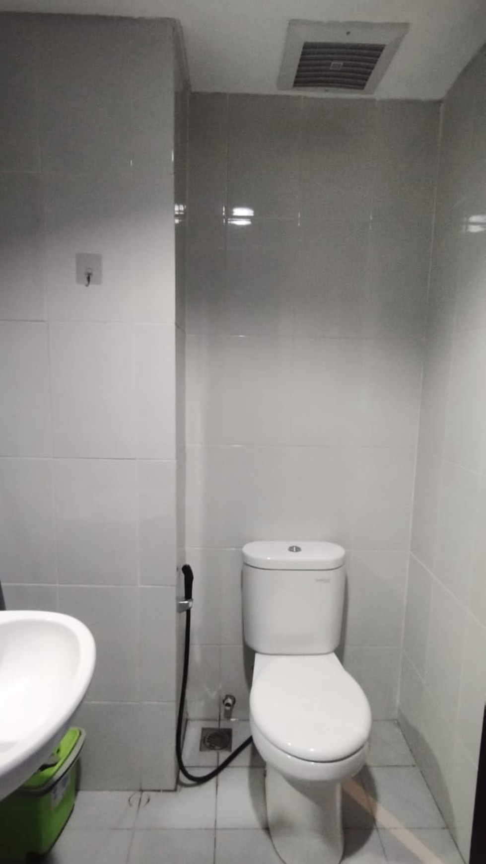 Disewa apartemen casa de parco magnolia tower type 1 BR strategis dekat pusat bisnis siap huni