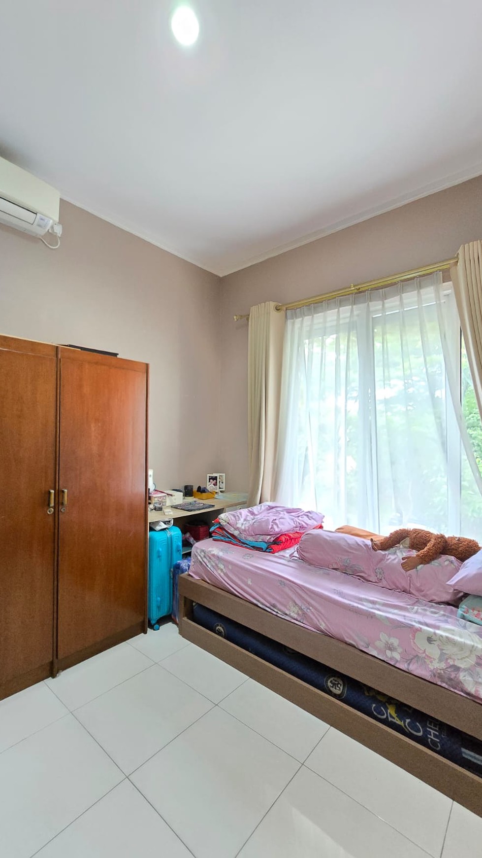 Rumah Bagus Siap Huni Asri di Emerald View, Bintaro Jaya Sektor 9 