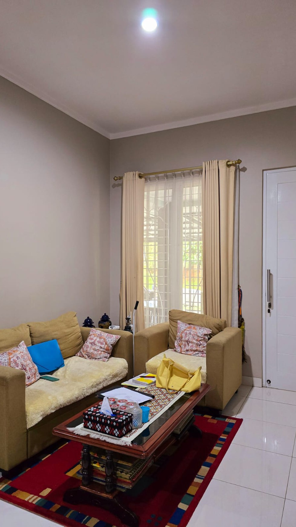 Rumah Bagus Siap Huni Asri di Emerald View, Bintaro Jaya Sektor 9 