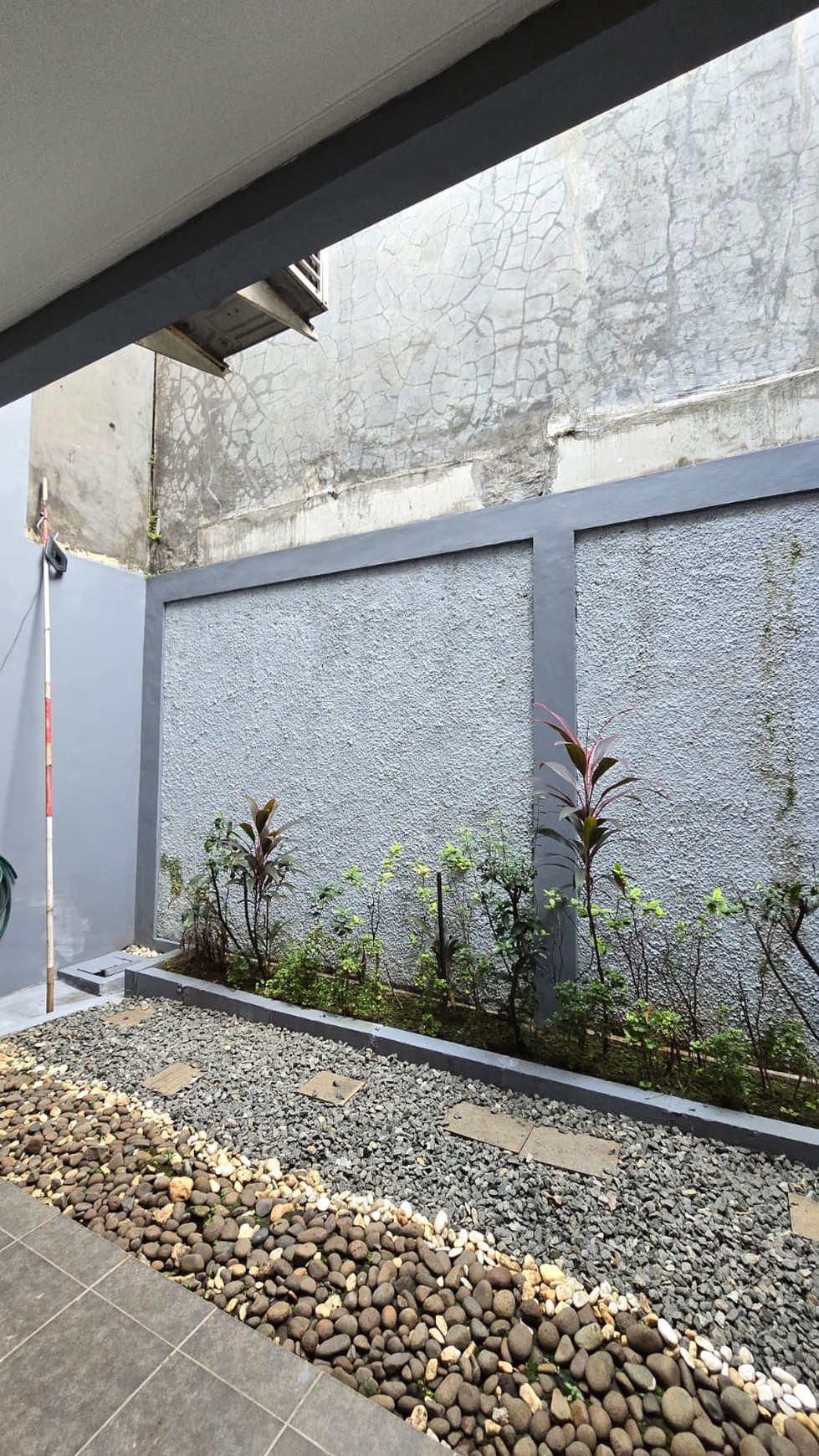 Rumah Bagus Siap Huni Asri di Emerald View, Bintaro Jaya Sektor 9 