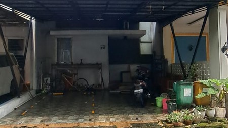 Rumah 2 Lantai Siap Huni dengan Hunian Nyaman dan Asri @Ciputat