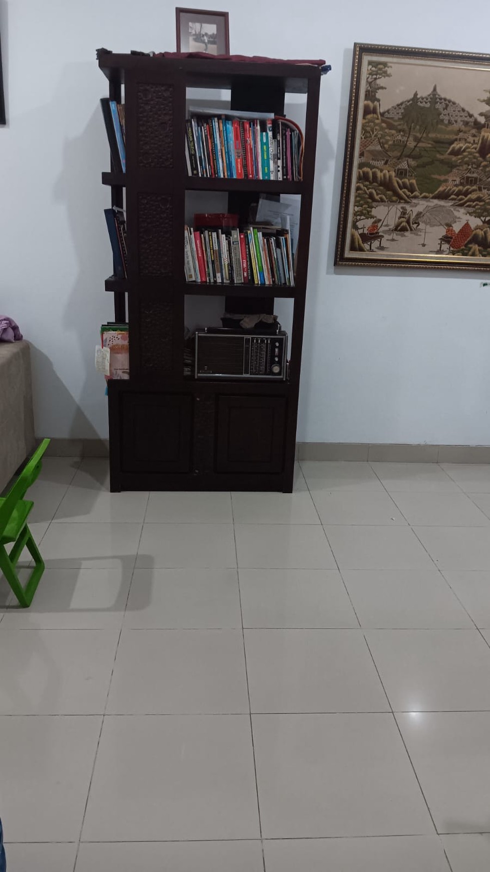 Rumah 2 Lantai Siap Huni dengan Hunian Nyaman dan Asri @Ciputat