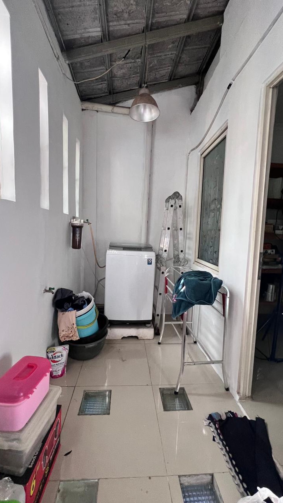 Rumah 2 Lantai Siap Huni dengan Hunian Nyaman dan Asri @Ciputat
