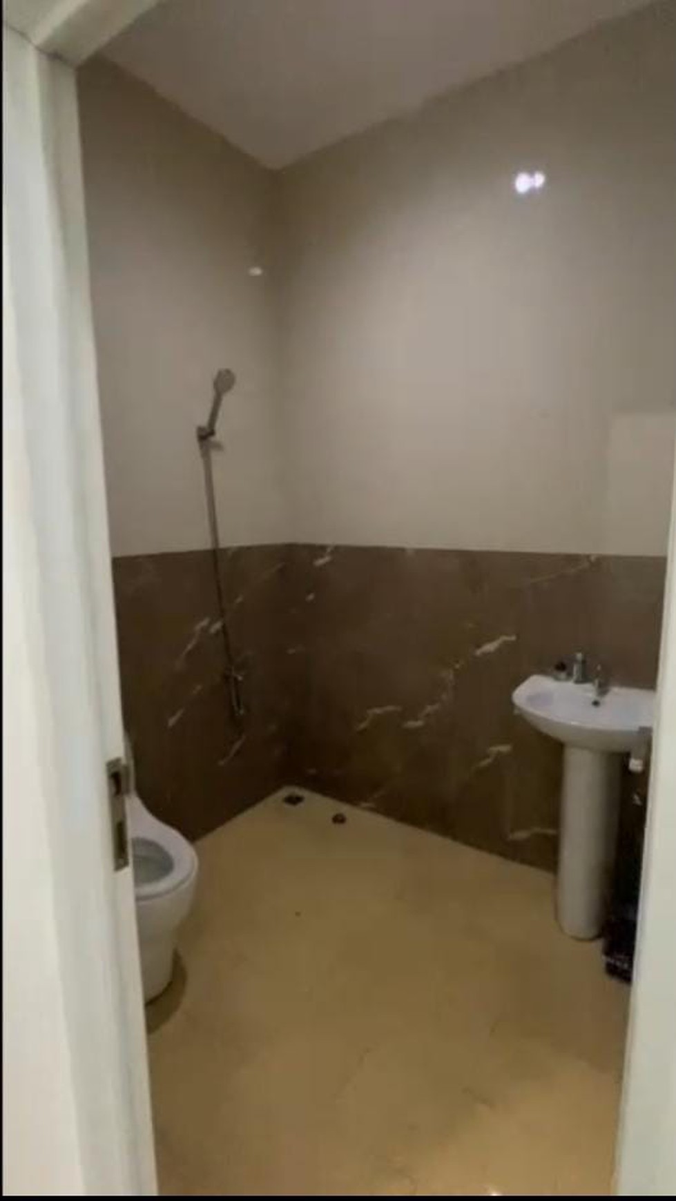 Turun Harga Rumah rapi siap huni di Nusa Loka