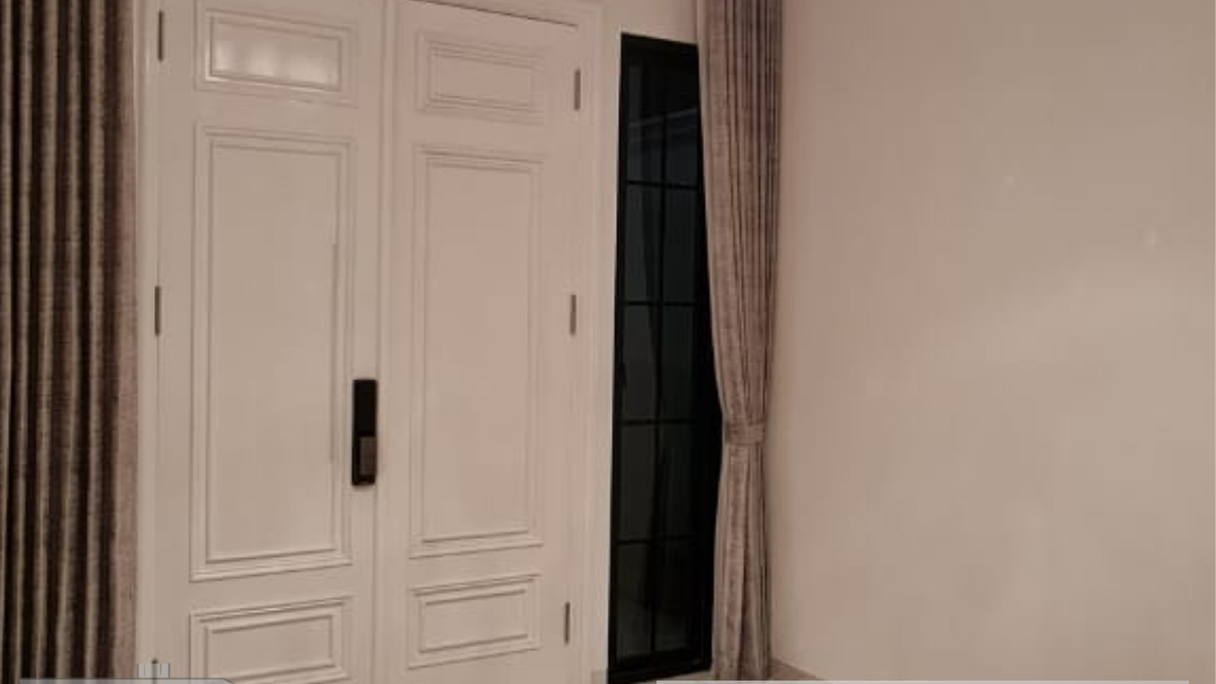 Dijual Rumah Full Furnished Citraland Surabaya