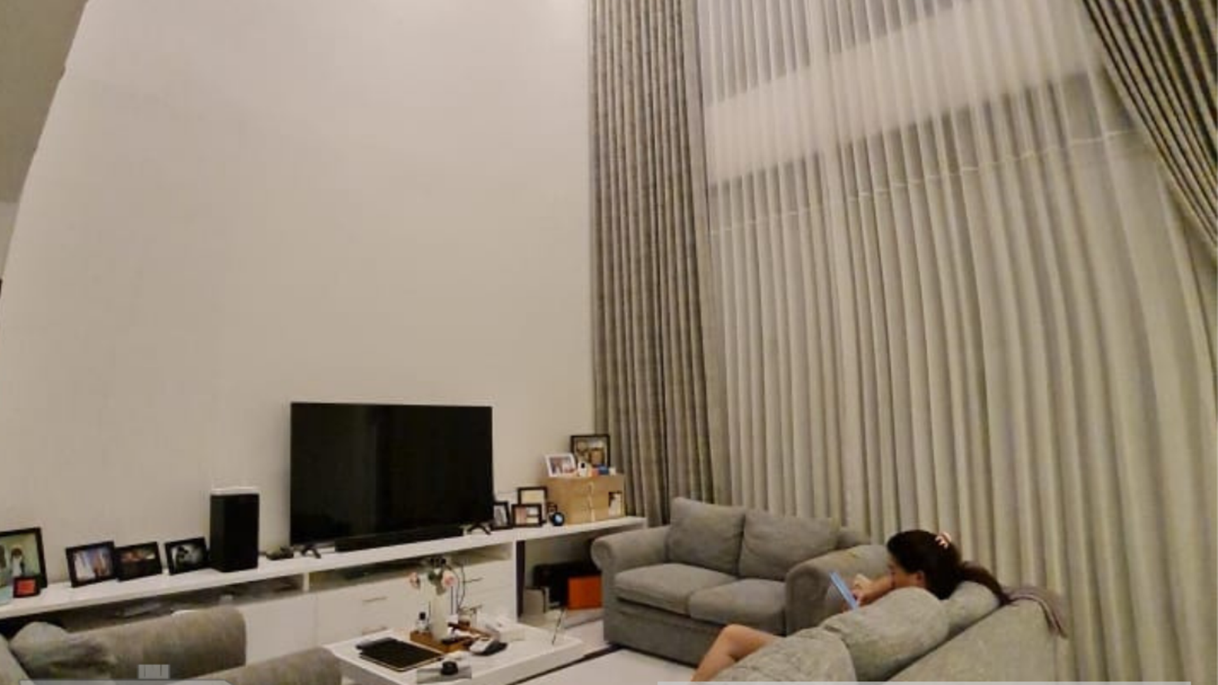 Dijual Rumah Full Furnished Citraland Surabaya