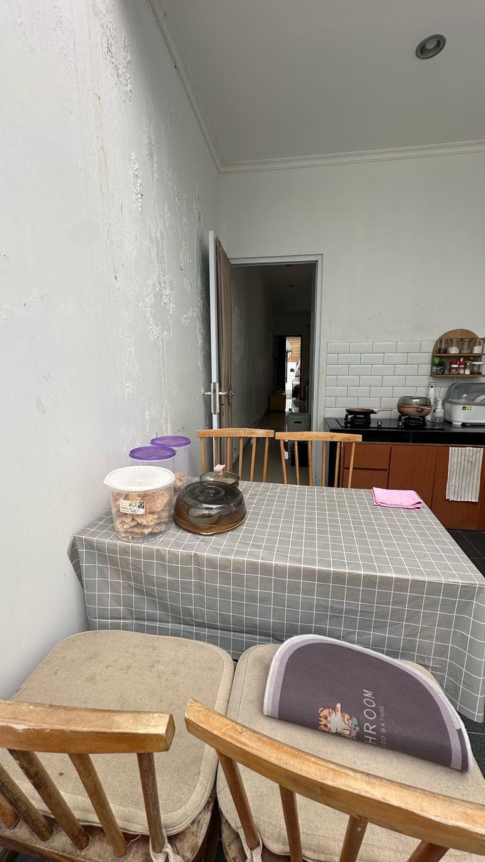 Rumah Brand new, Minimalis siap huni di Ciputat 