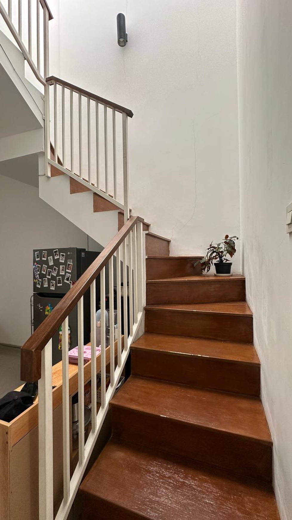 Rumah Brand new, Minimalis siap huni di Ciputat 