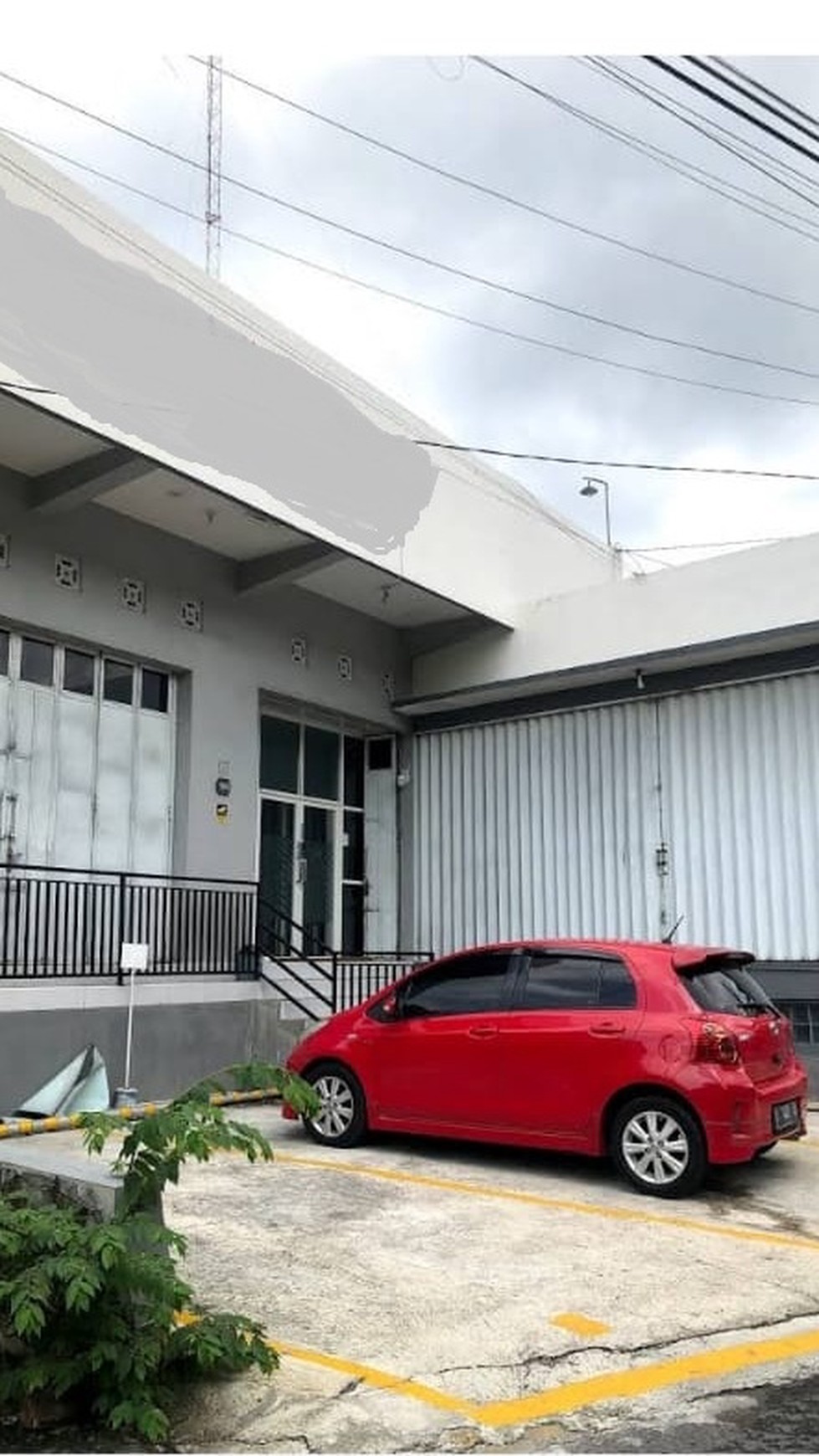 Bangunan 2 Lantai Cocok Untuk Kantor Atau Ruang Usaha Dekat Kawasan Bisnis Jalan Magelang 
