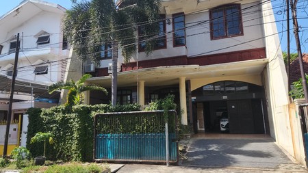1890 BO  Di jual Rumah itung Tanah Jl Rokan, Wonokromo Surabaya 