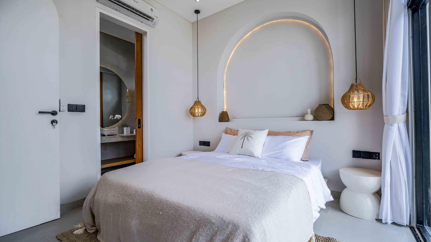 Brand New - Leasehold 2 Bedrooms Villa, Modern Tropical Design in Pererenan