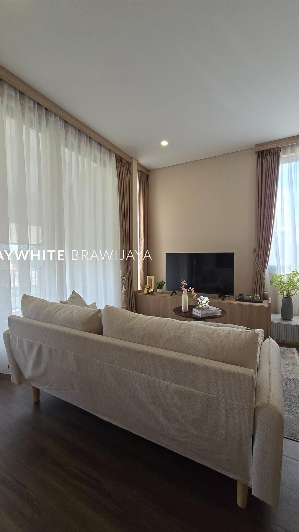 Townhouse Modern Minimalis Area Cilandak