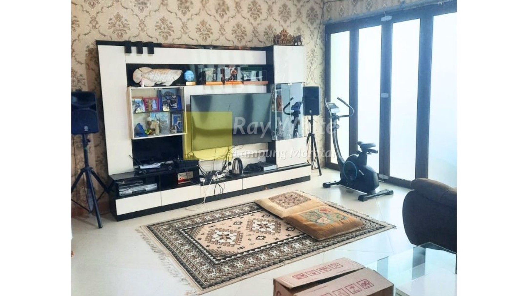 Rumah Mewah Full Furnished One Gate System Unila
