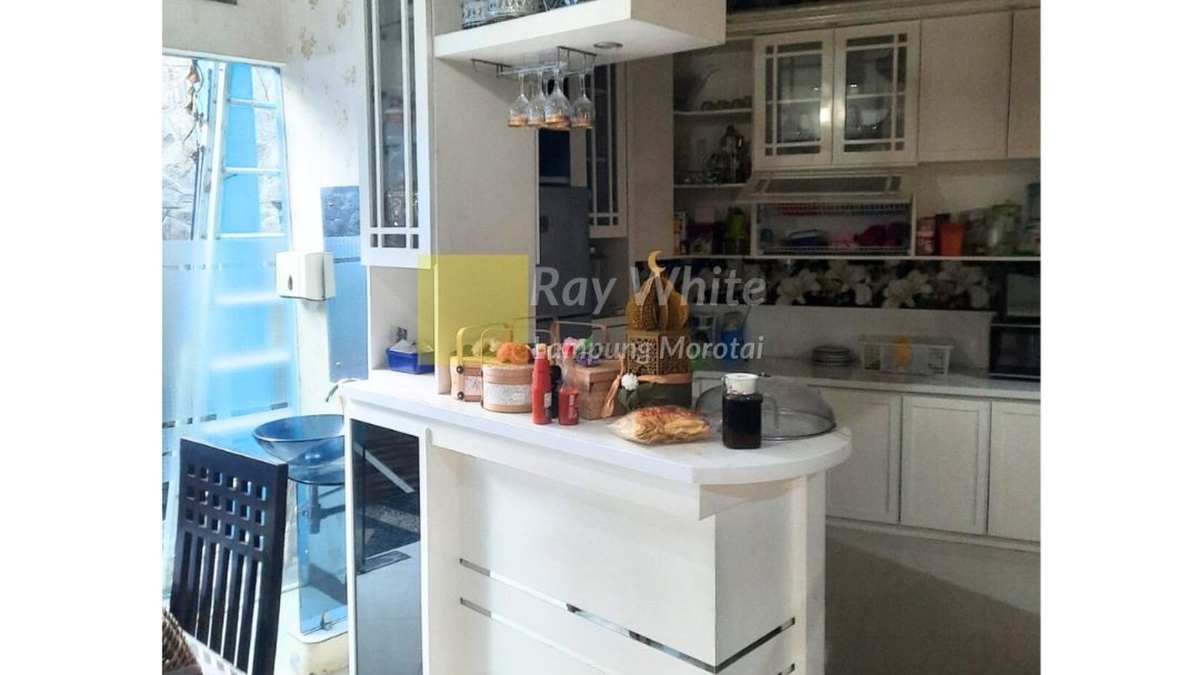 Rumah Mewah Full Furnished One Gate System Unila