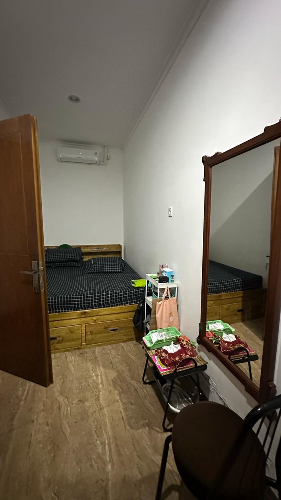 Rumah Brand new, Bebas banjir lokasi strategis di Ciputat