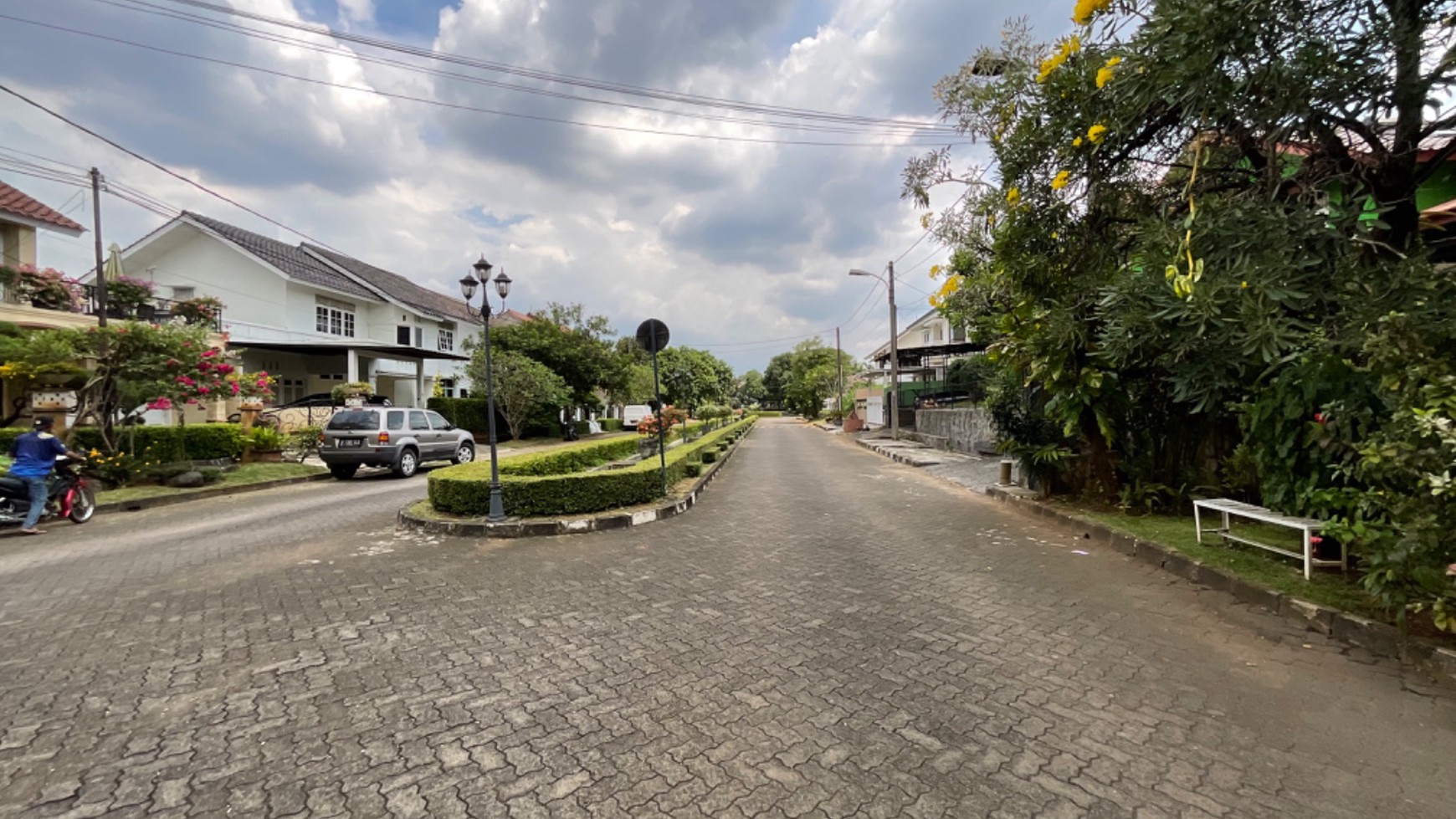 Permata Puri I, Mewah, Siap Huni, Bebas Banjir, Lok Strategis, Bisa KPR, Harga Nego