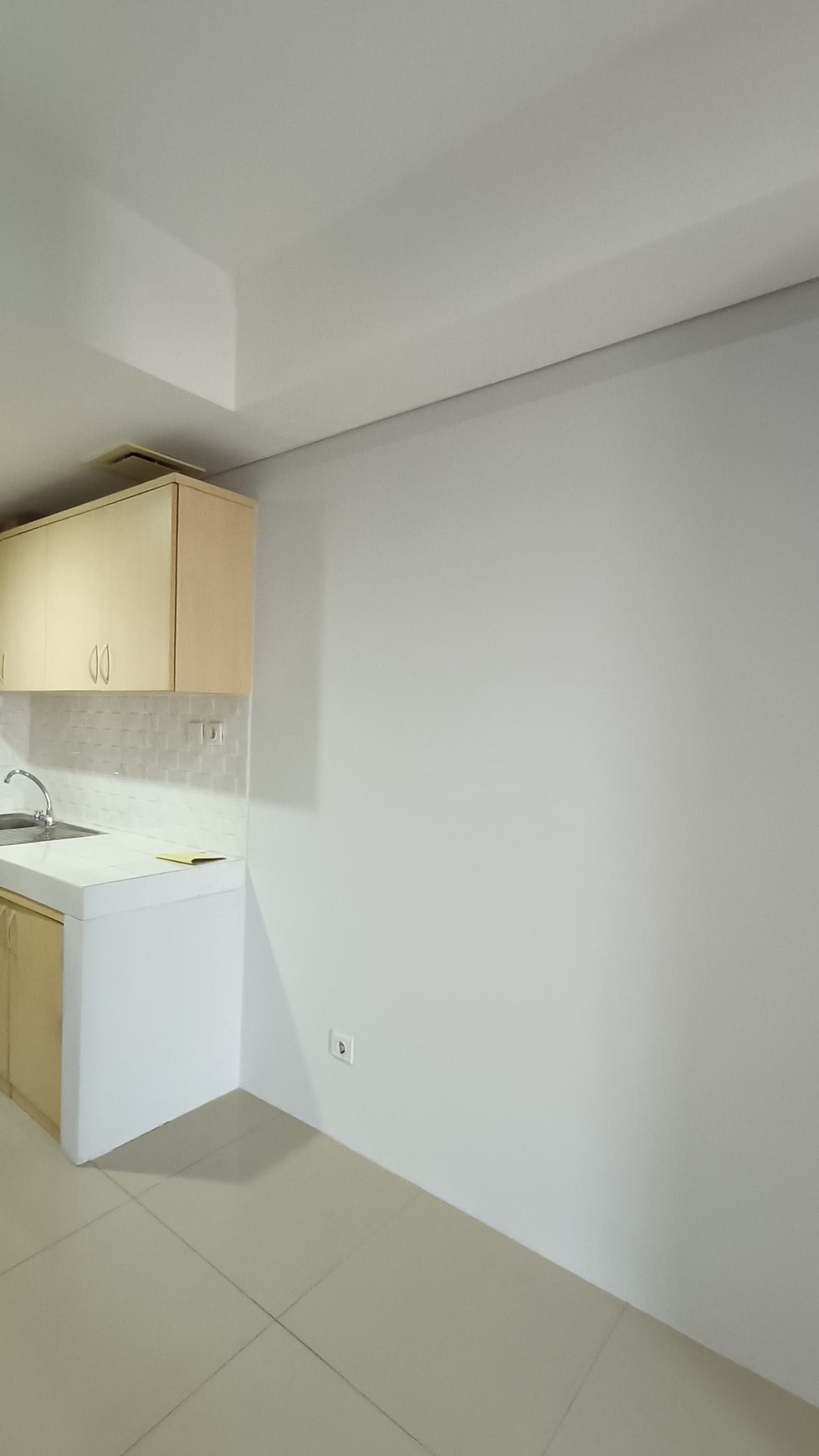 Apartemen Semi-Furnish di Bintaro Jaya