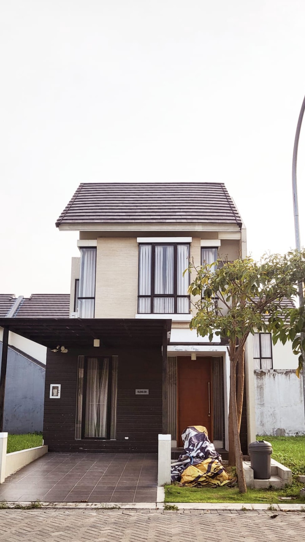 Sewa Furnished Northwest Citraland Surabaya