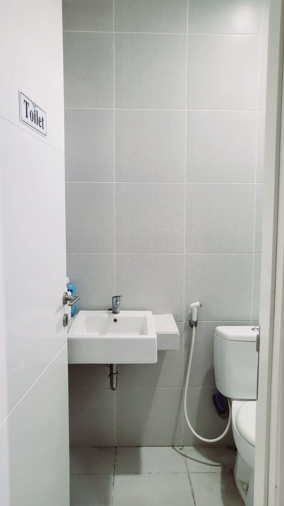 Sewa Furnished Northwest Citraland Surabaya