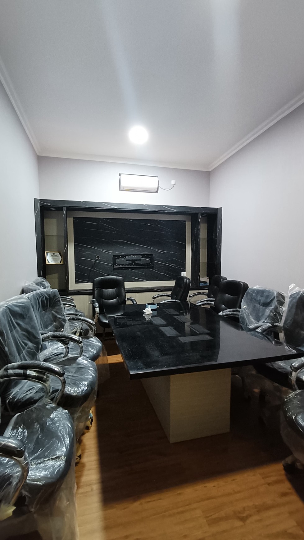 Rumah Minimalis Full Furnished di Cucur - Bintaro Jaya 