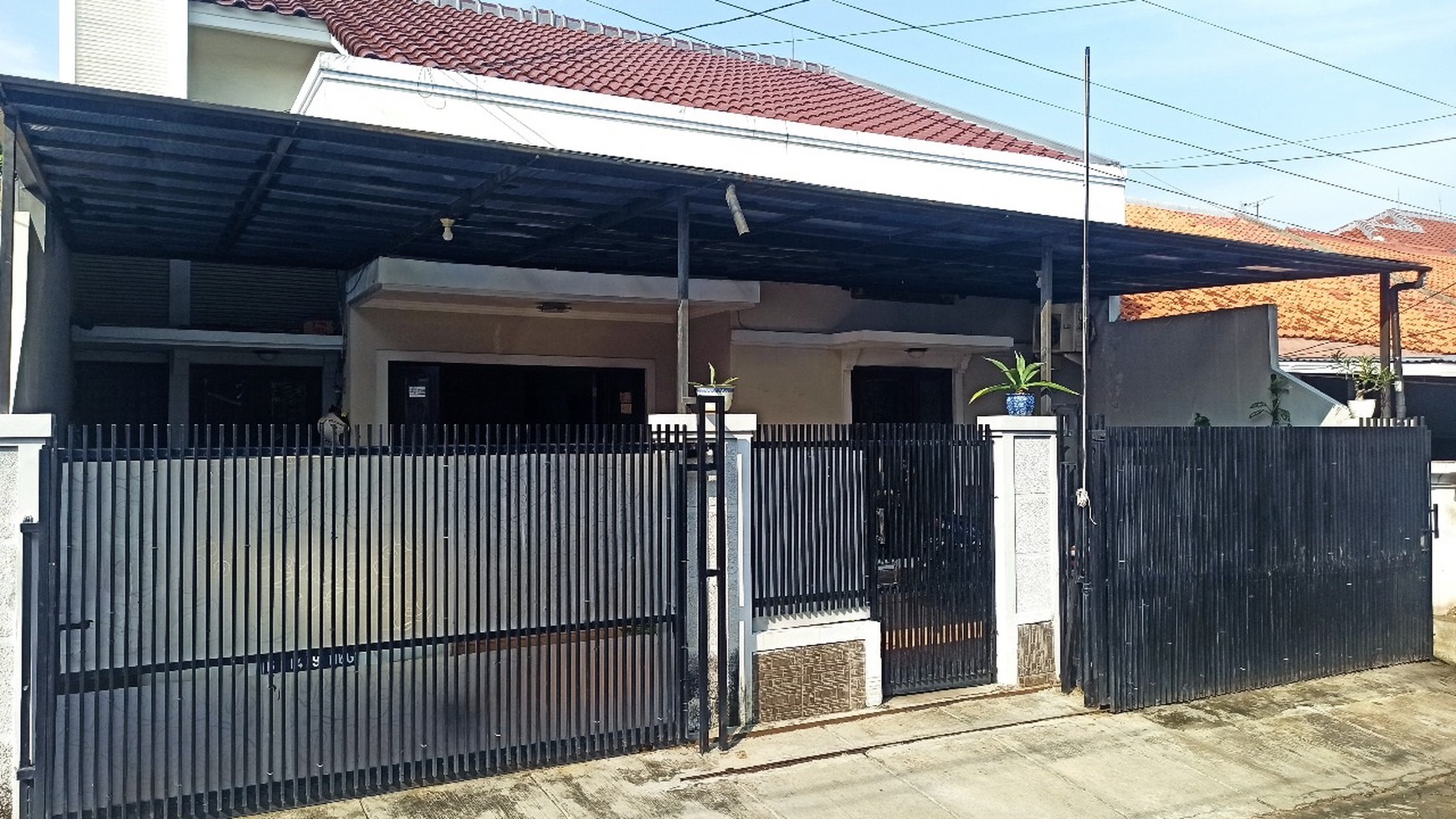 Rumah siap huni, lokasi strategis di Pondok Aren.