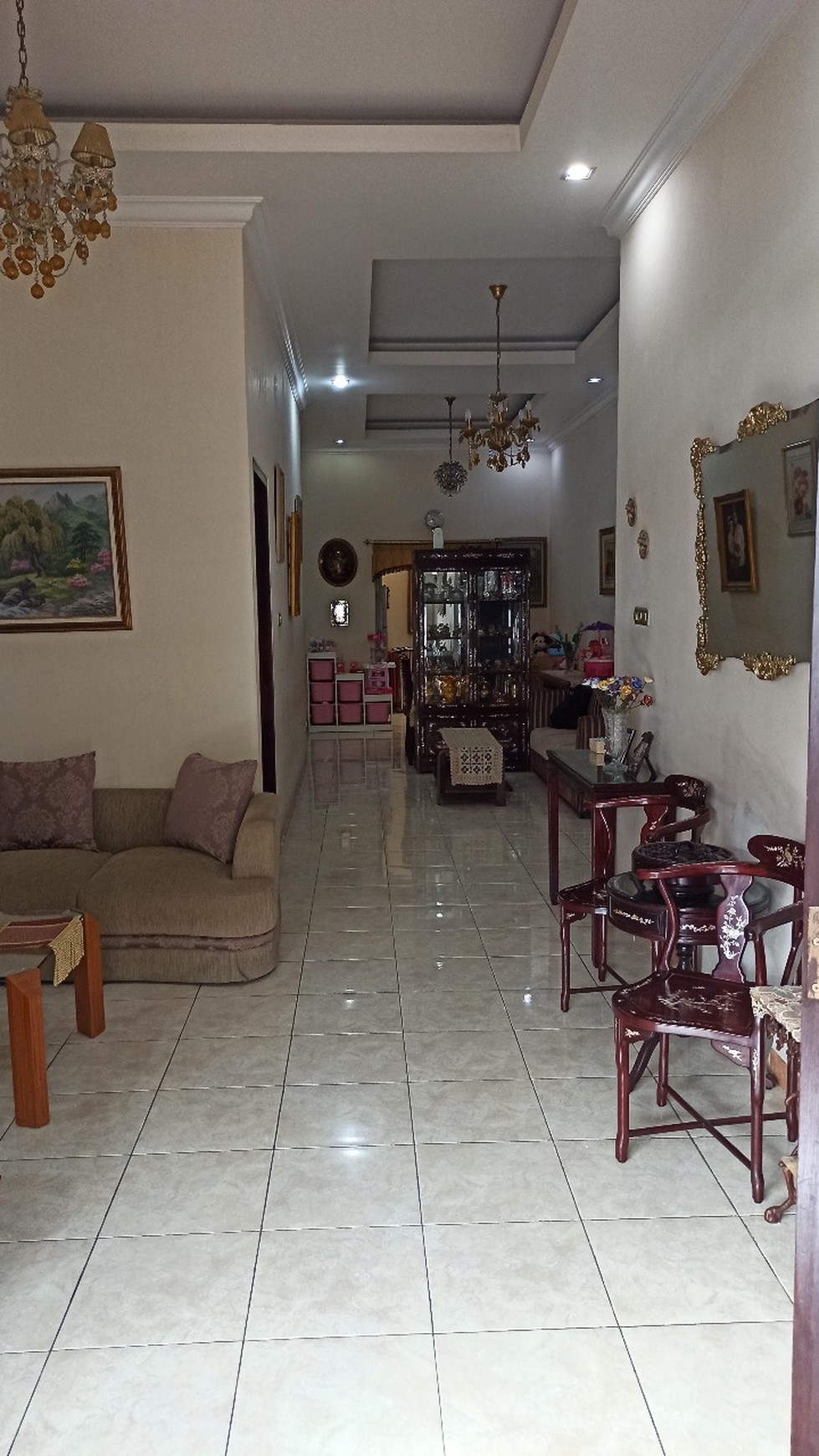 Rumah siap huni, lokasi strategis di Pondok Aren.